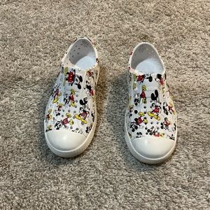 Native kids shoes - Disney version size c11